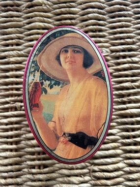 Coca Cola Vintage 1994 Gibson Girl Oval Tin